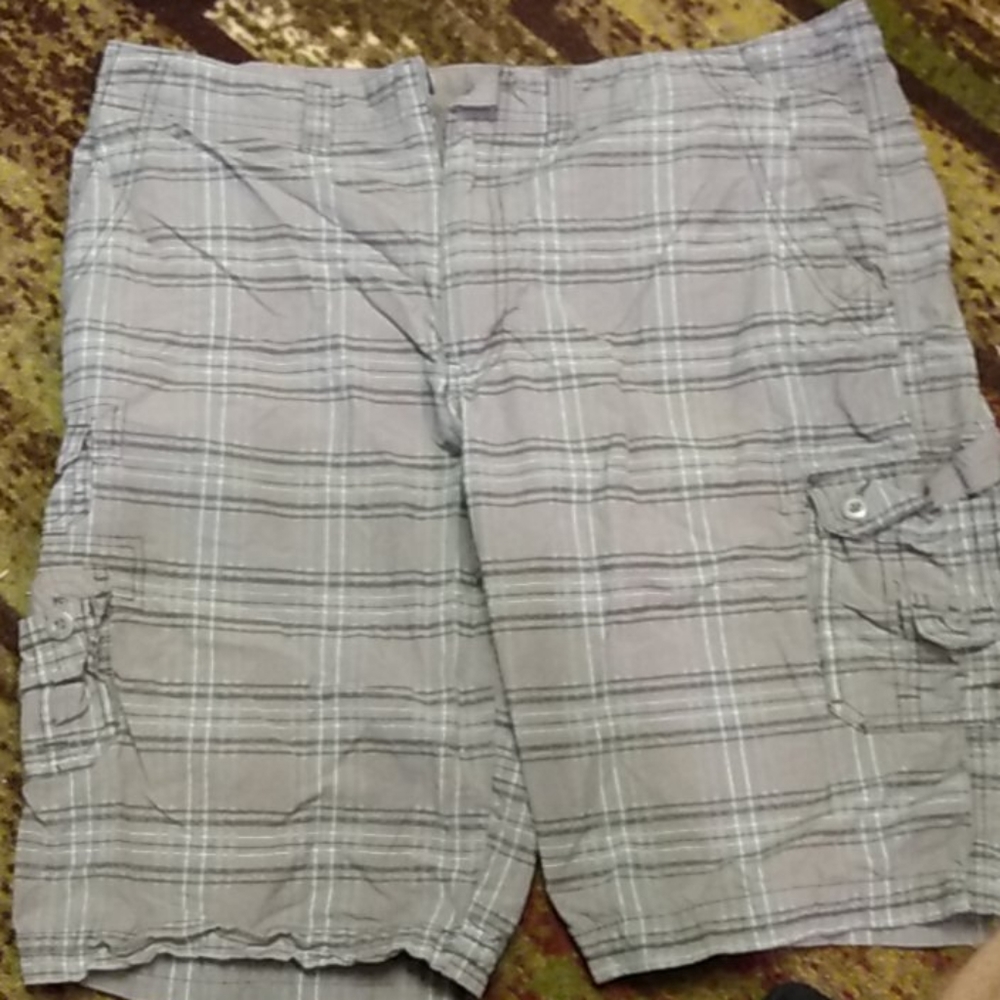 Men's Wear First cargo shorts